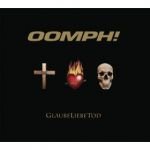 Eine Frau spricht im Schlaf