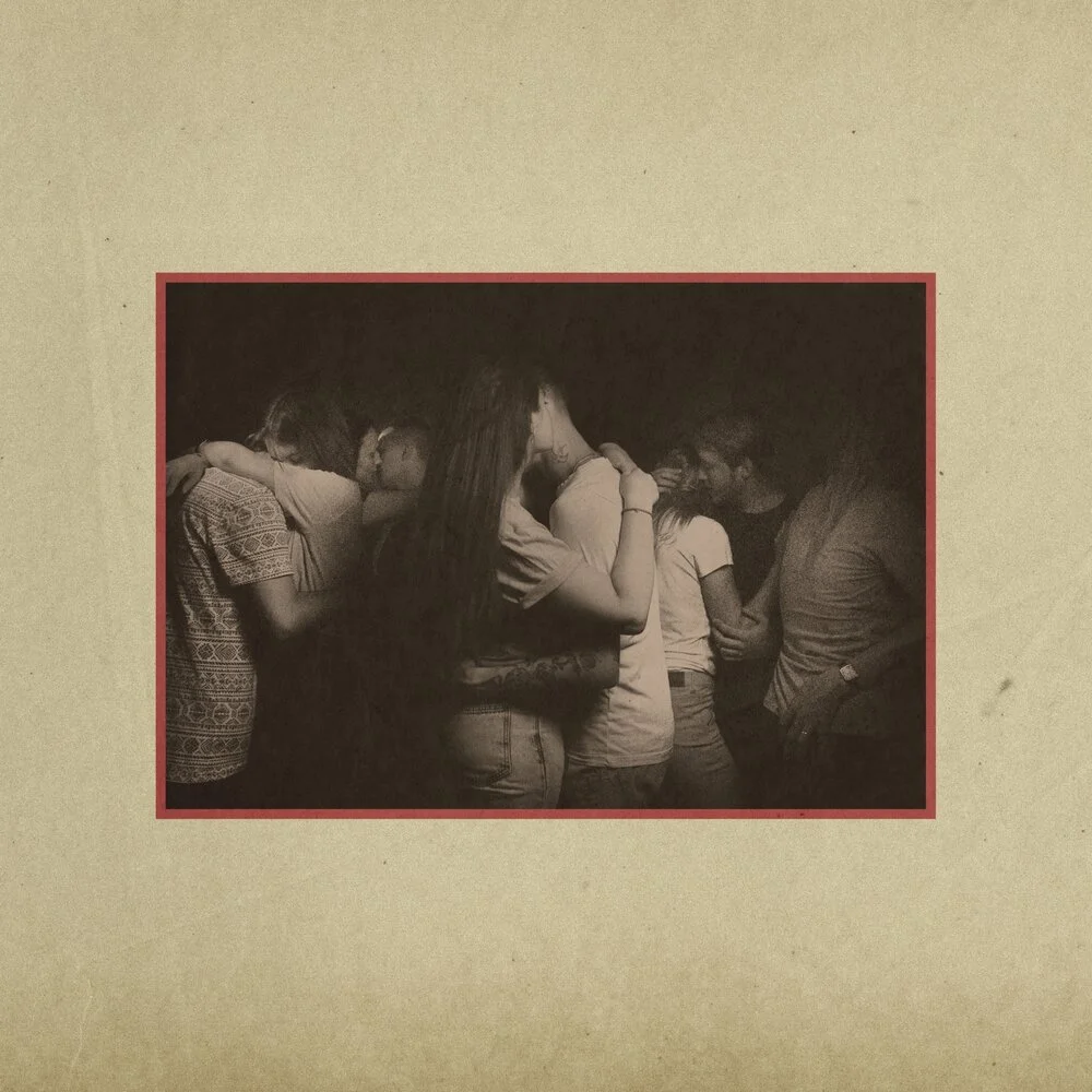 Висели вместе